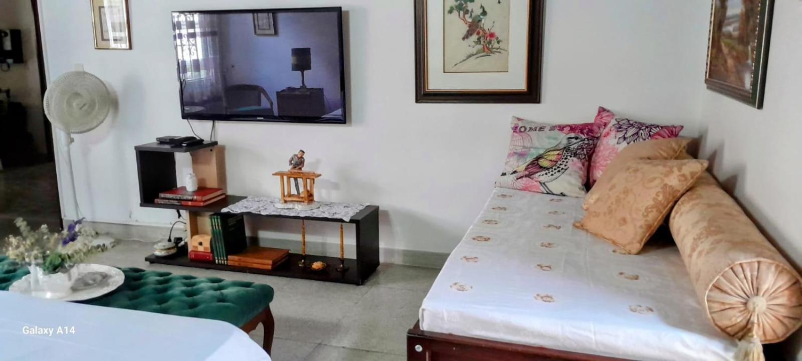 1 En Casa Retro